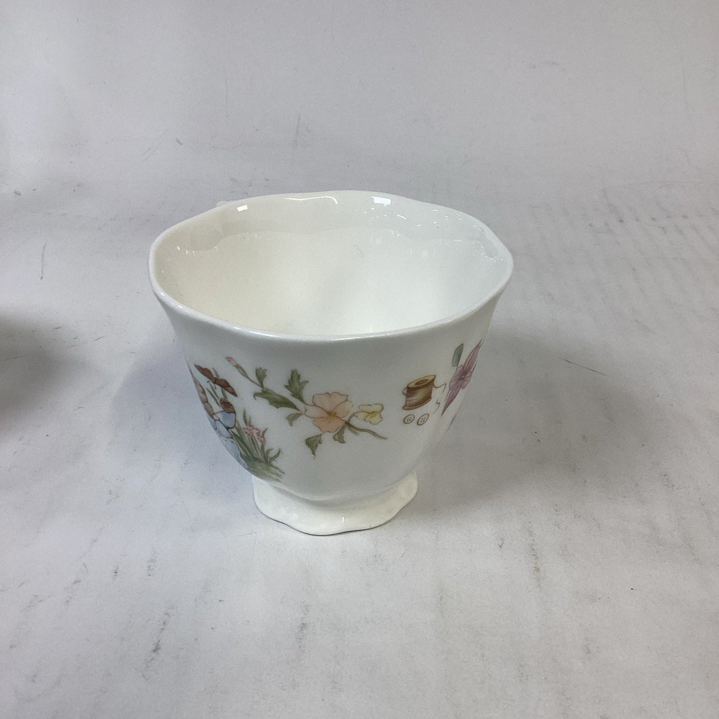 ROYAL ALBERT The World of Beatrix Potter TOM KITTEN Tea Cup VTG 1986 Bone China