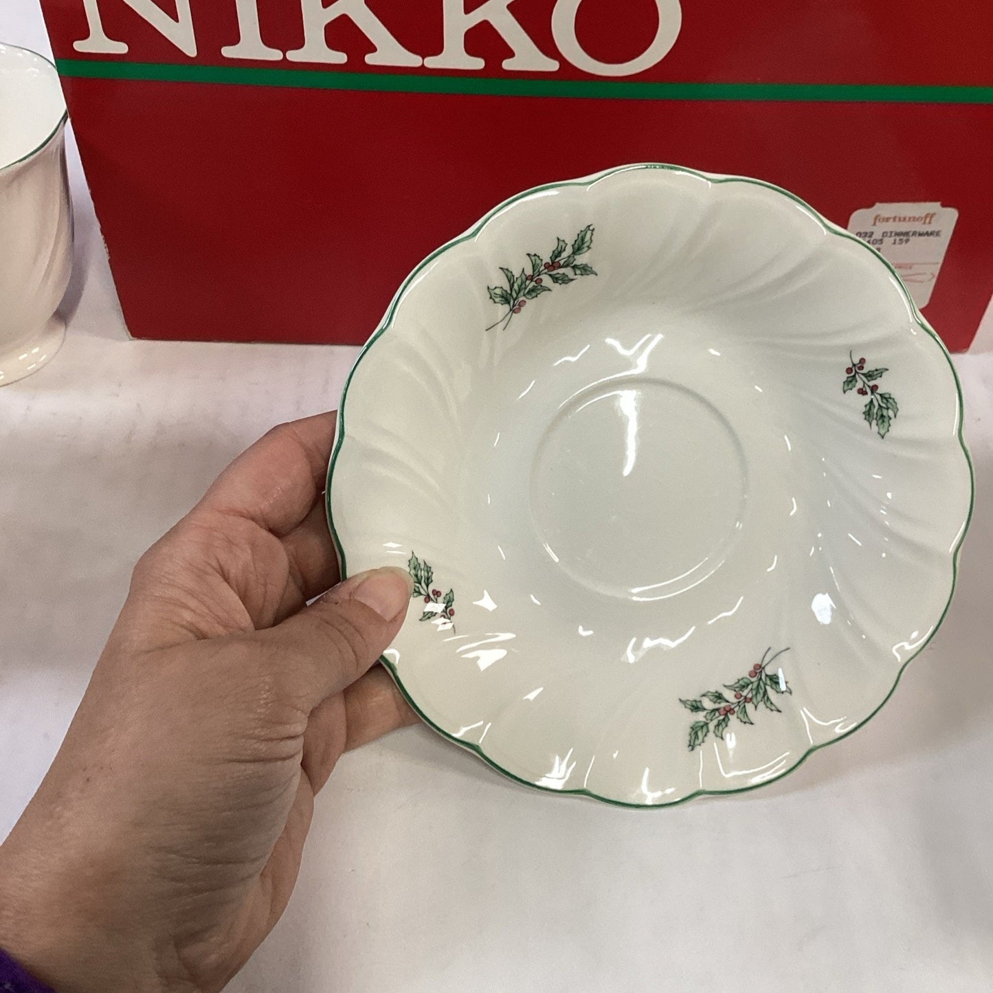 NIKKO Japan Happy Holidays 12 Piece Set Christmas Tree Dinner Plate, Cup, Saucer