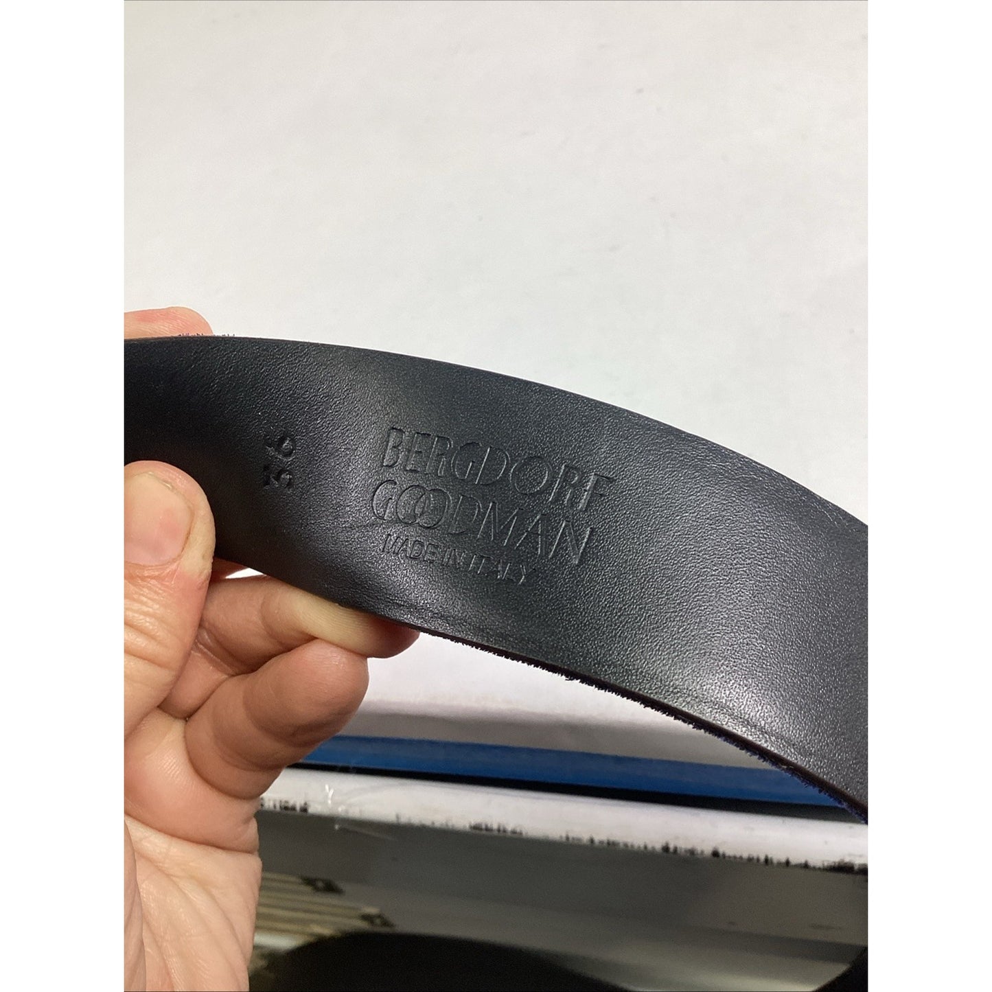 Bergdorf Goodman Blue Suede Men’s Belt - NWT - Size 36 - Made In Italy