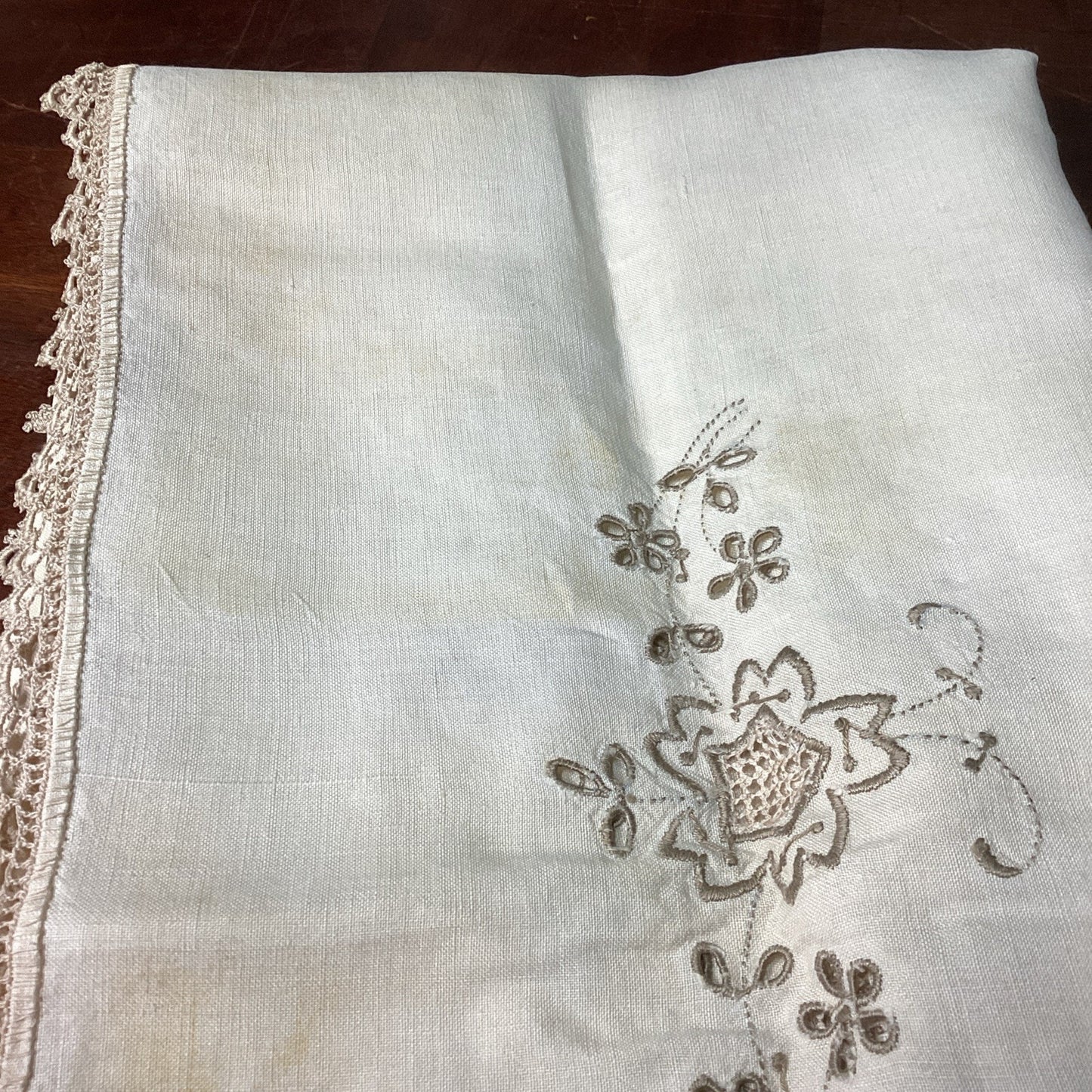 Vintage Floral Linen Tablecloth W/ 6 Linen Napkins - Embroidered Flowers Set