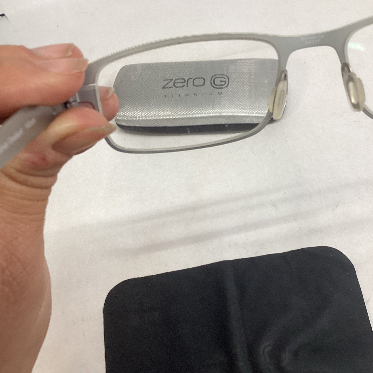Zero G Titanium Brookville Black Silver Gradient 140mm Glasses W/ Hard Case