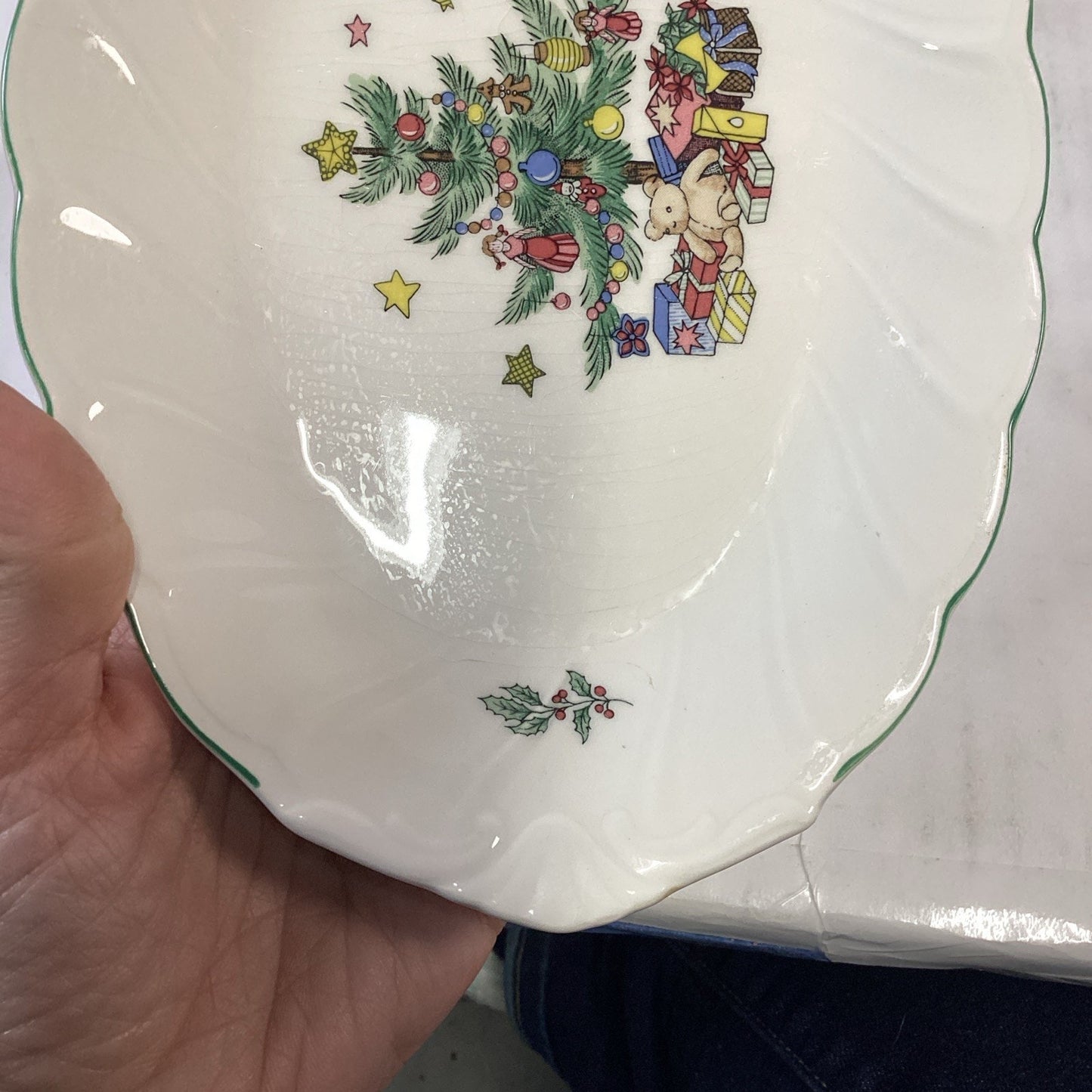 Nikko Christmas Tree Gravy Sauce Boat, Stand And Original Box