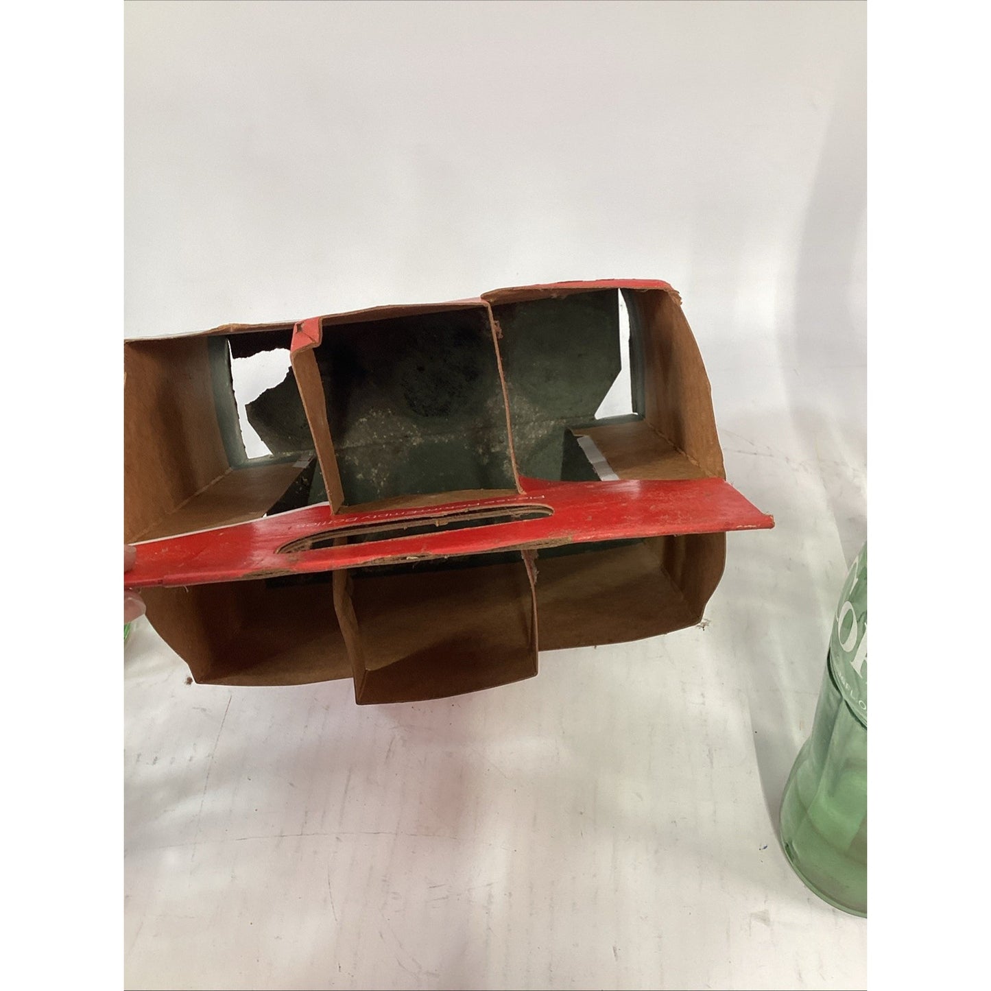 Vintage Coca Cola Classic 6 Pack Glass Bottles 16oz Cardboard Carry Case