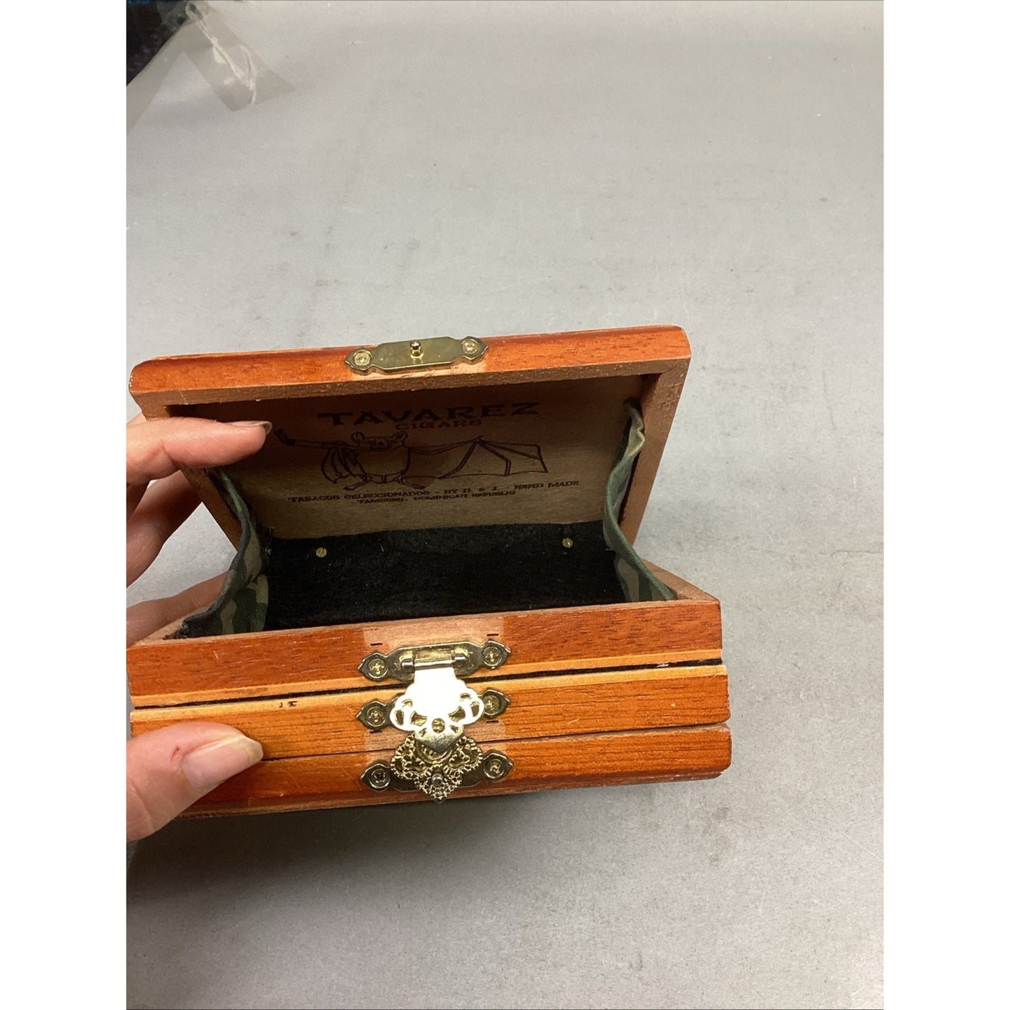 CHE GUEVARA Tavarez 2 Layer Cigar Box - Handmade In Dominican Republic