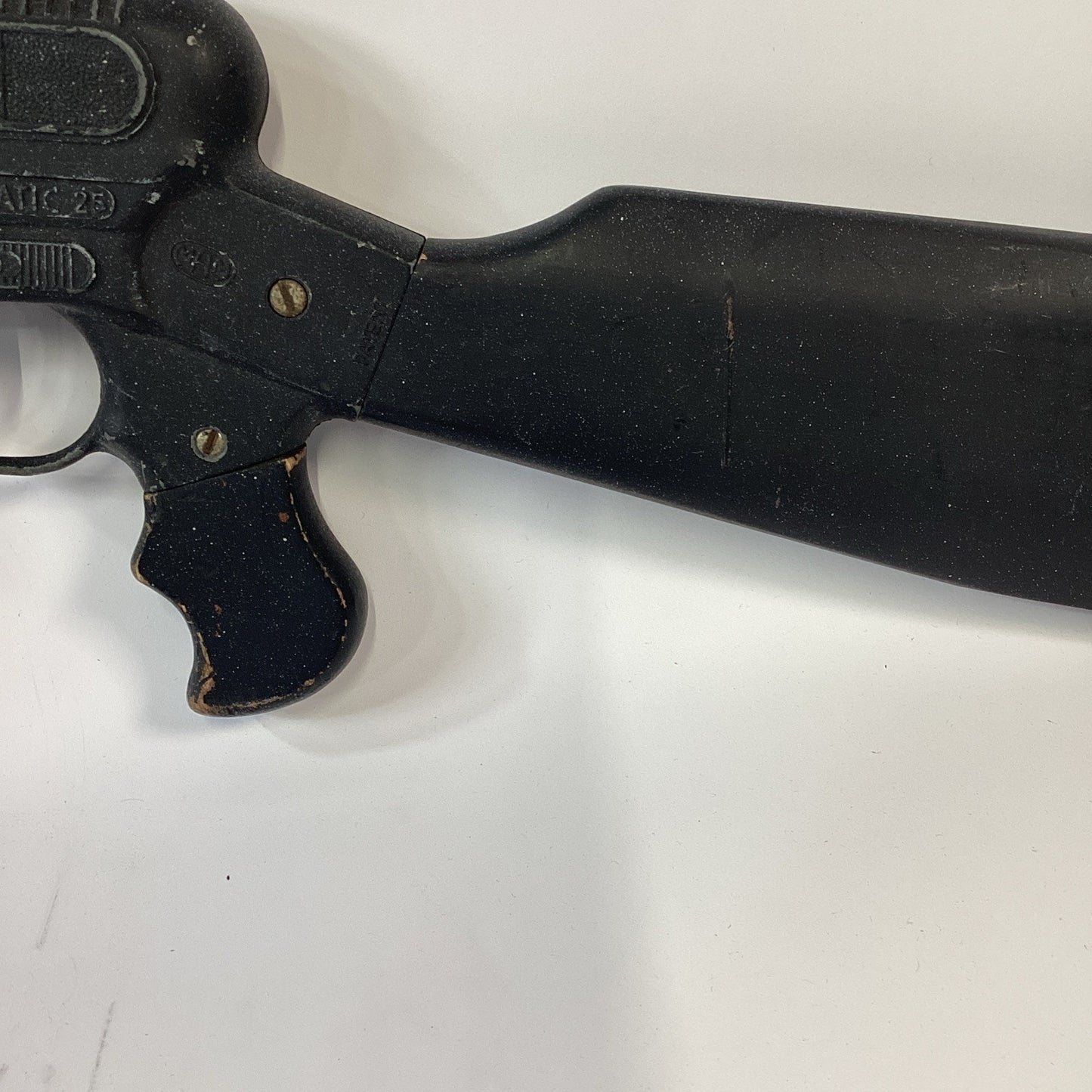 Vintage Commandos Automatic 25 Metal Toy Machine Gun - 27.5”L Heavy Cast Rifle