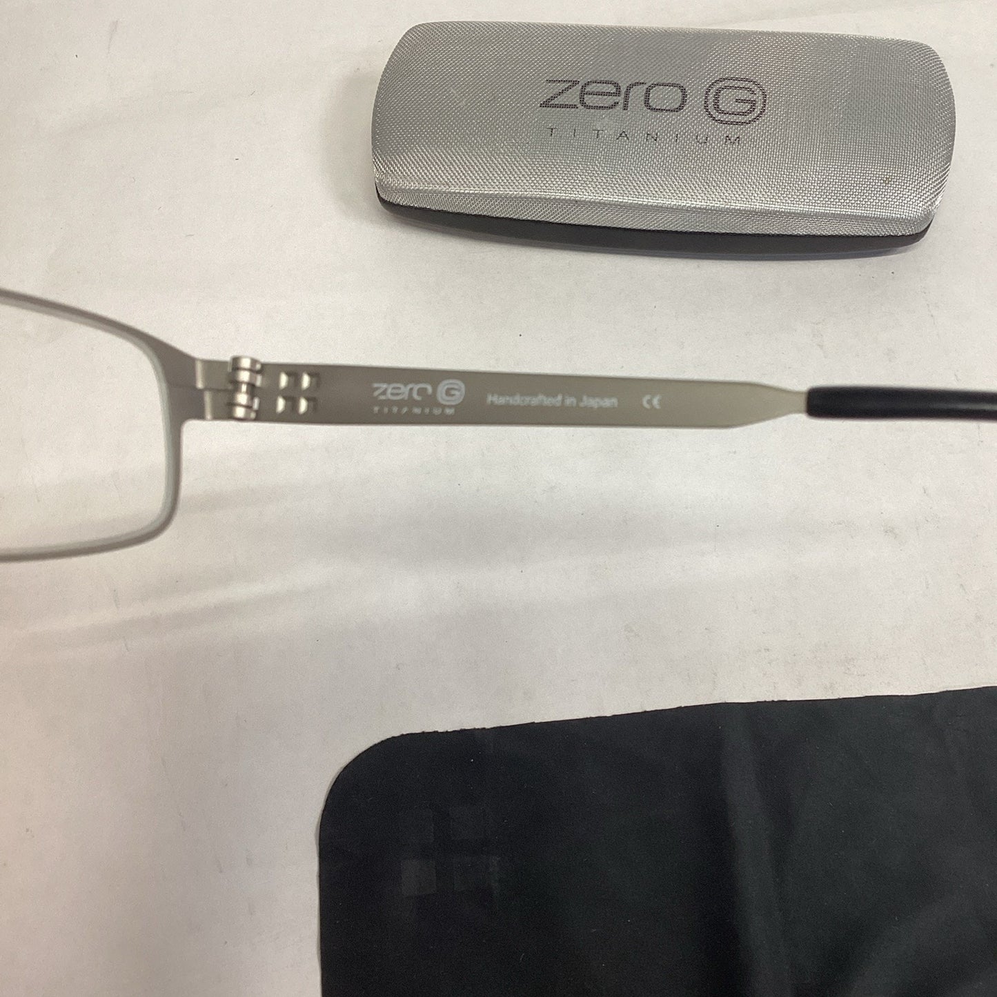 Zero G Titanium Brookville Black Silver Gradient 140mm Glasses W/ Hard Case