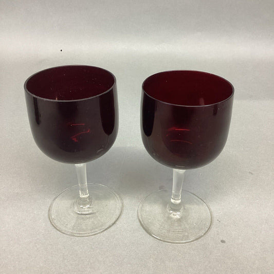 Set Of 2 Red Wine Glasses with Clear Stem - 4.75”