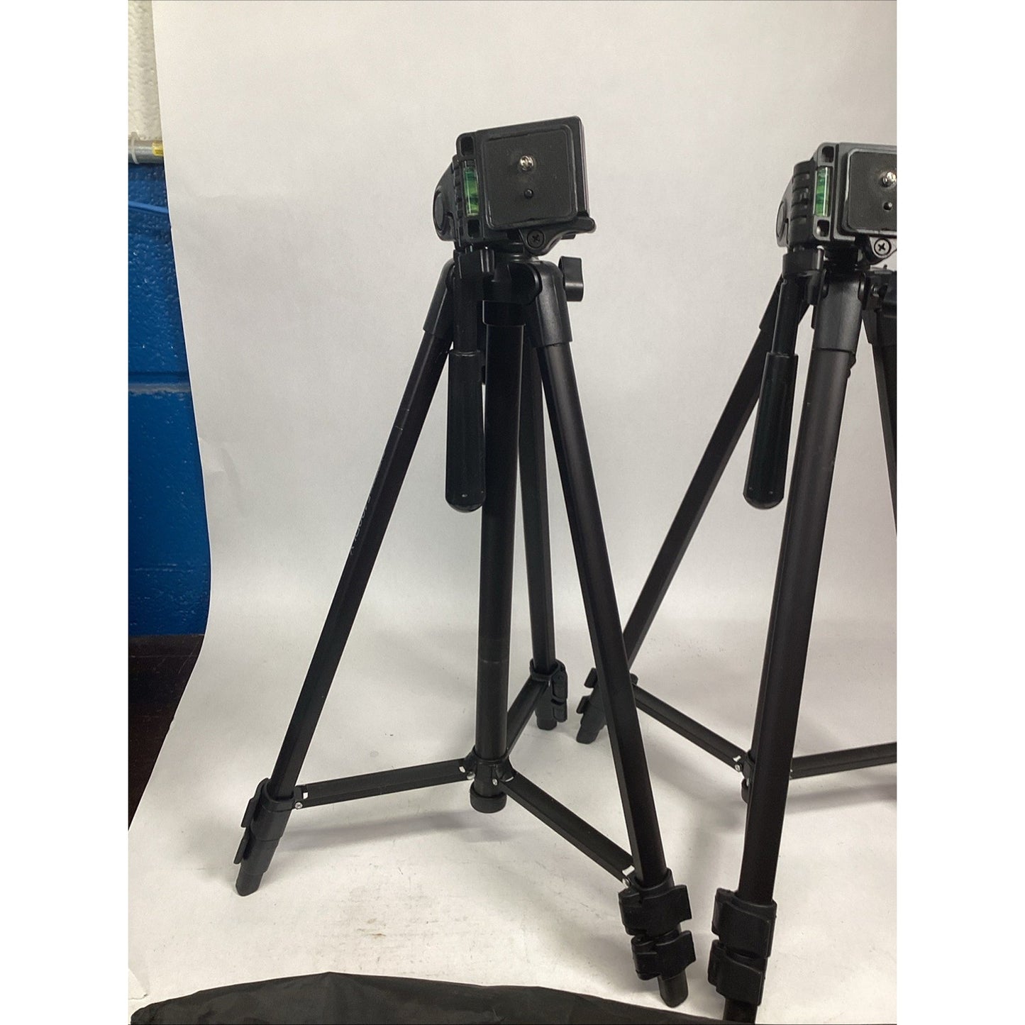 2 Sunpak 5400 DLX Digital Camera Adjustable Tripod With Built In Levels
