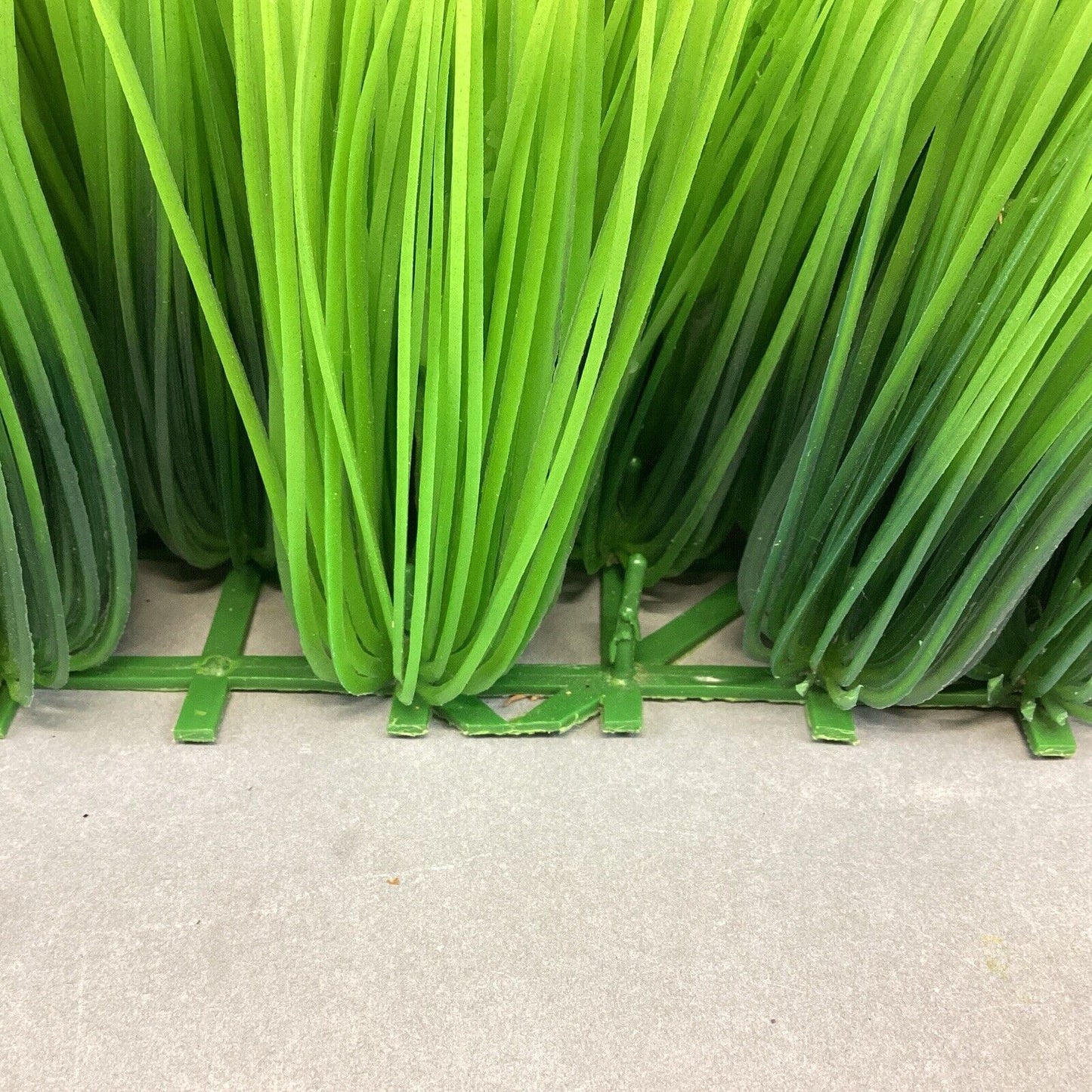 Lot Of 27 Fake Green Grass Decoration For Aquariums & More