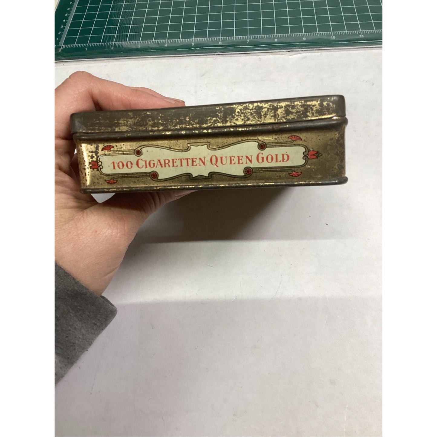 VINTAGE 1920’s CIGARETTE NESTOR ADVERTISING MINIATURE LITHO TIN BOX
