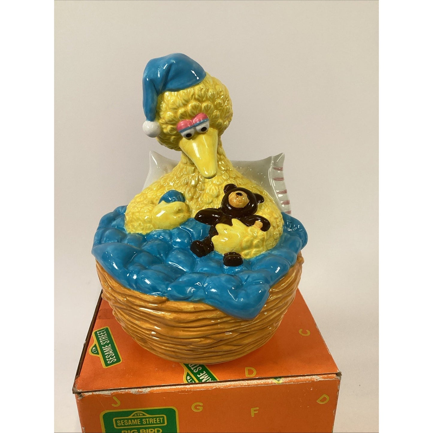 Sesame Street Big Bird Musical - Big Bird In Bed - Twinkle Twinkle Little Star