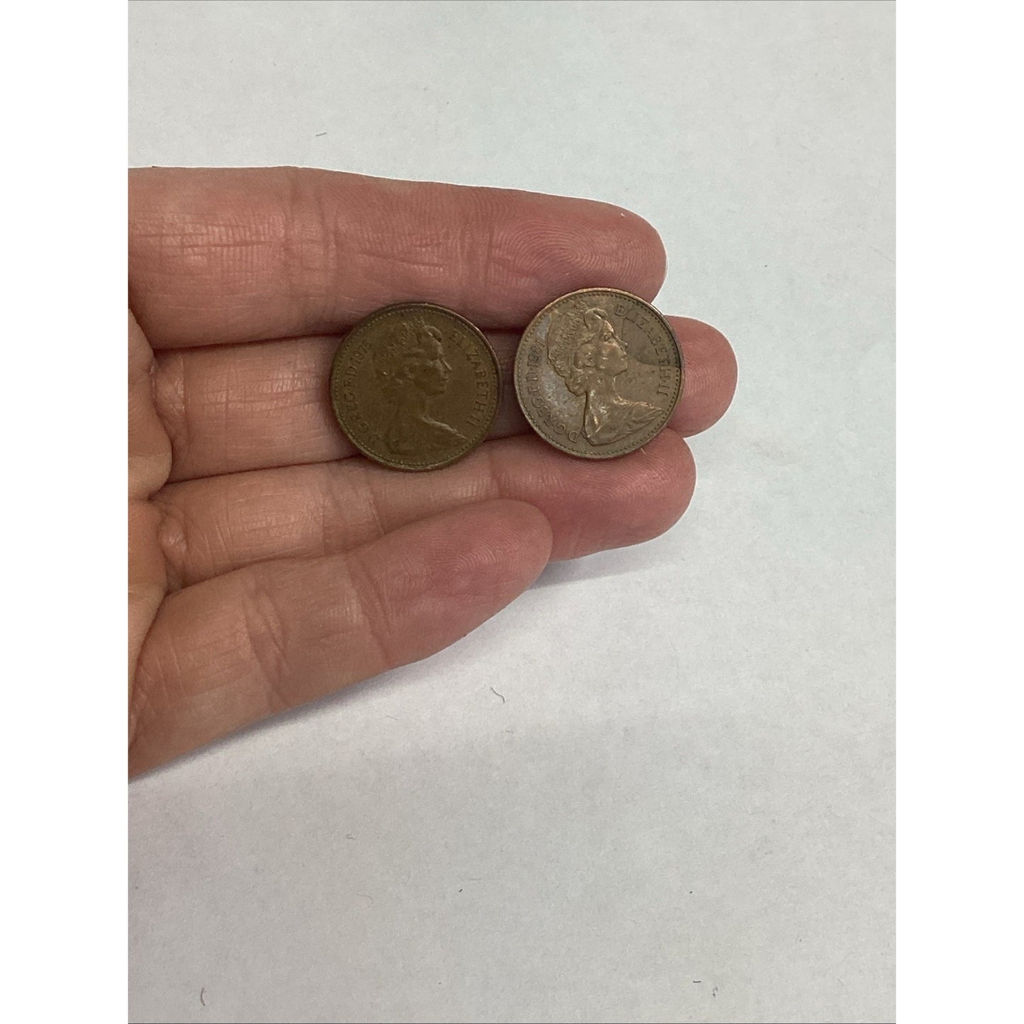 Lot of 2 - 1975 & 1981 Elizabeth II New Penny