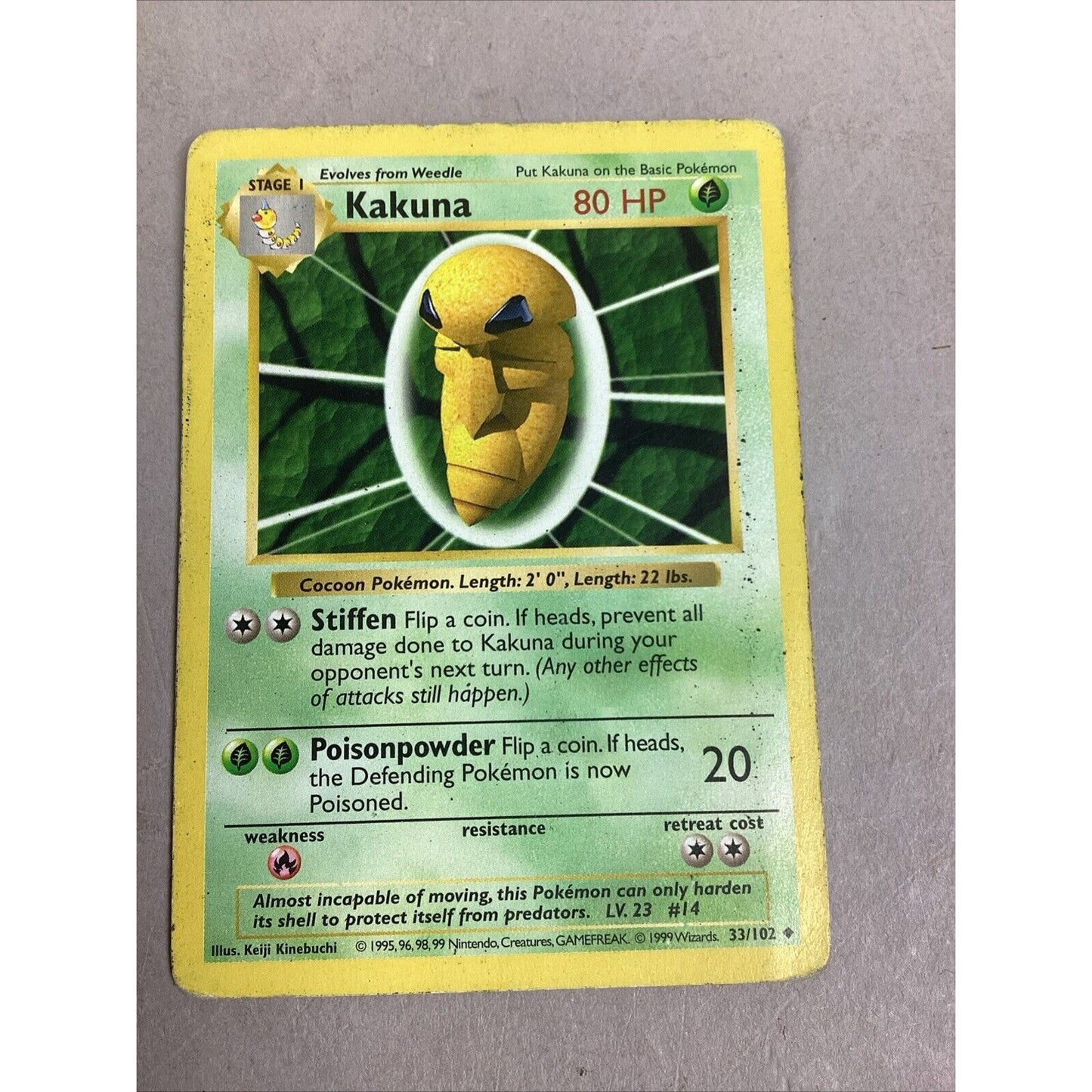 1st EDITION Kakuna 33/102 Pokemon SHADOWLESS Base Set COMMON