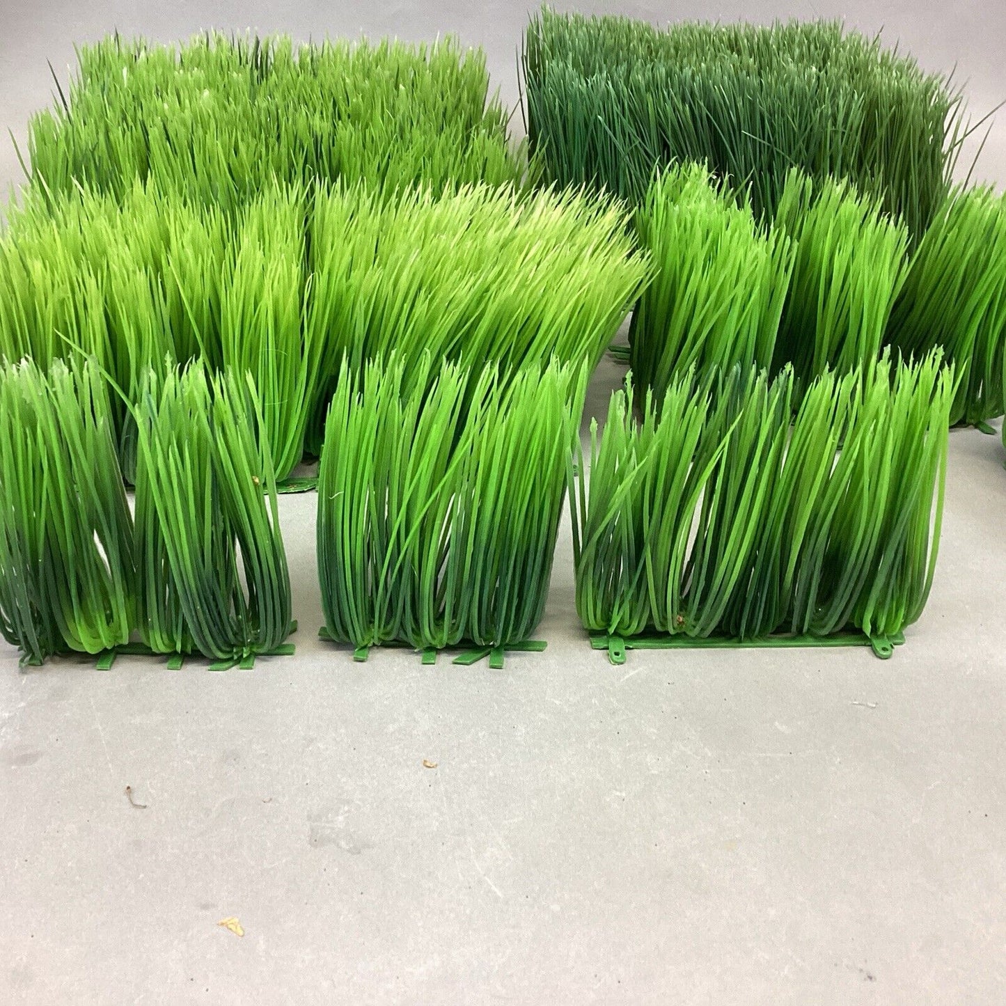 Lot Of 27 Fake Green Grass Decoration For Aquariums & More
