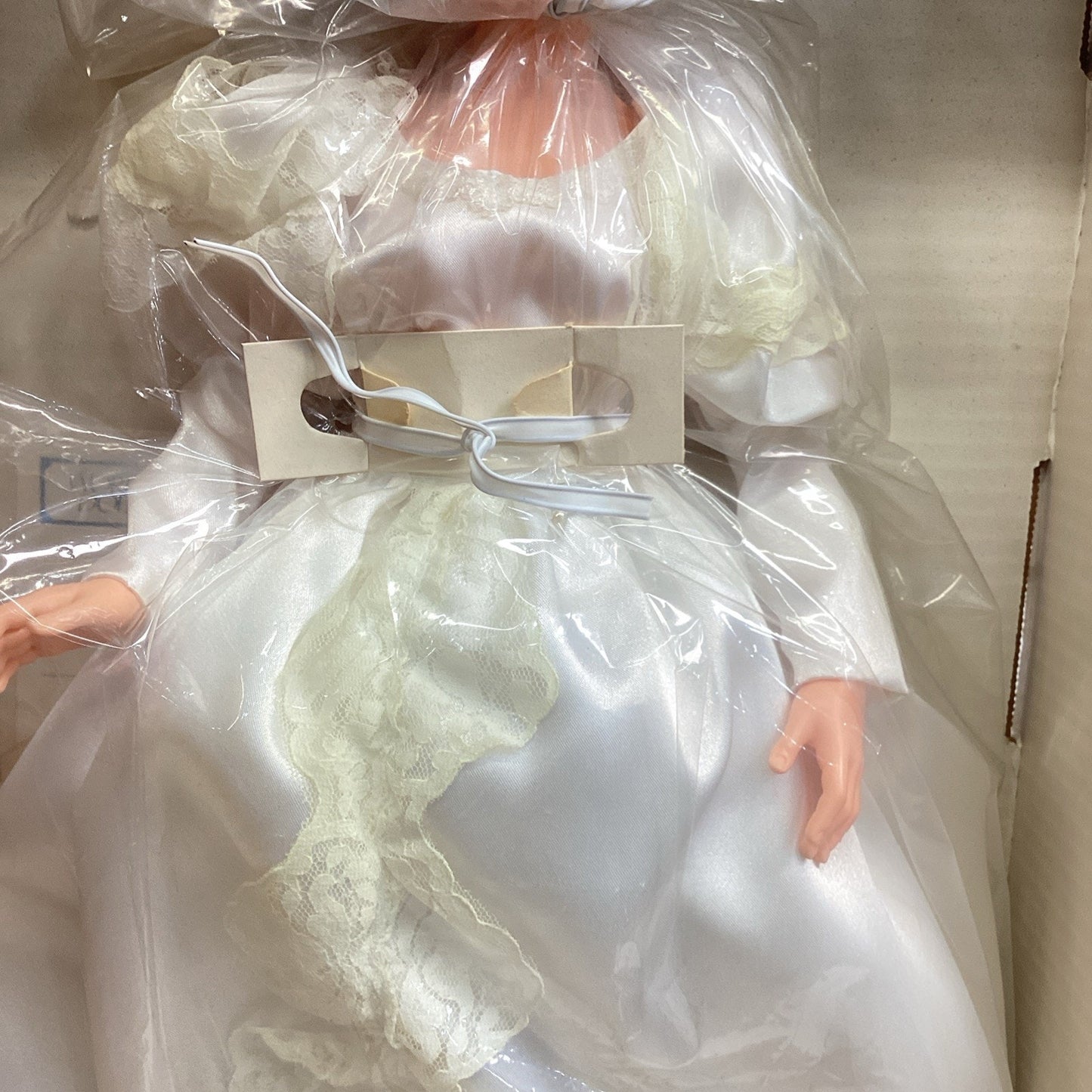 Vintage World Doll Gone With The Wind Scarlett O’Hara #71992 - 19” Doll - NOS