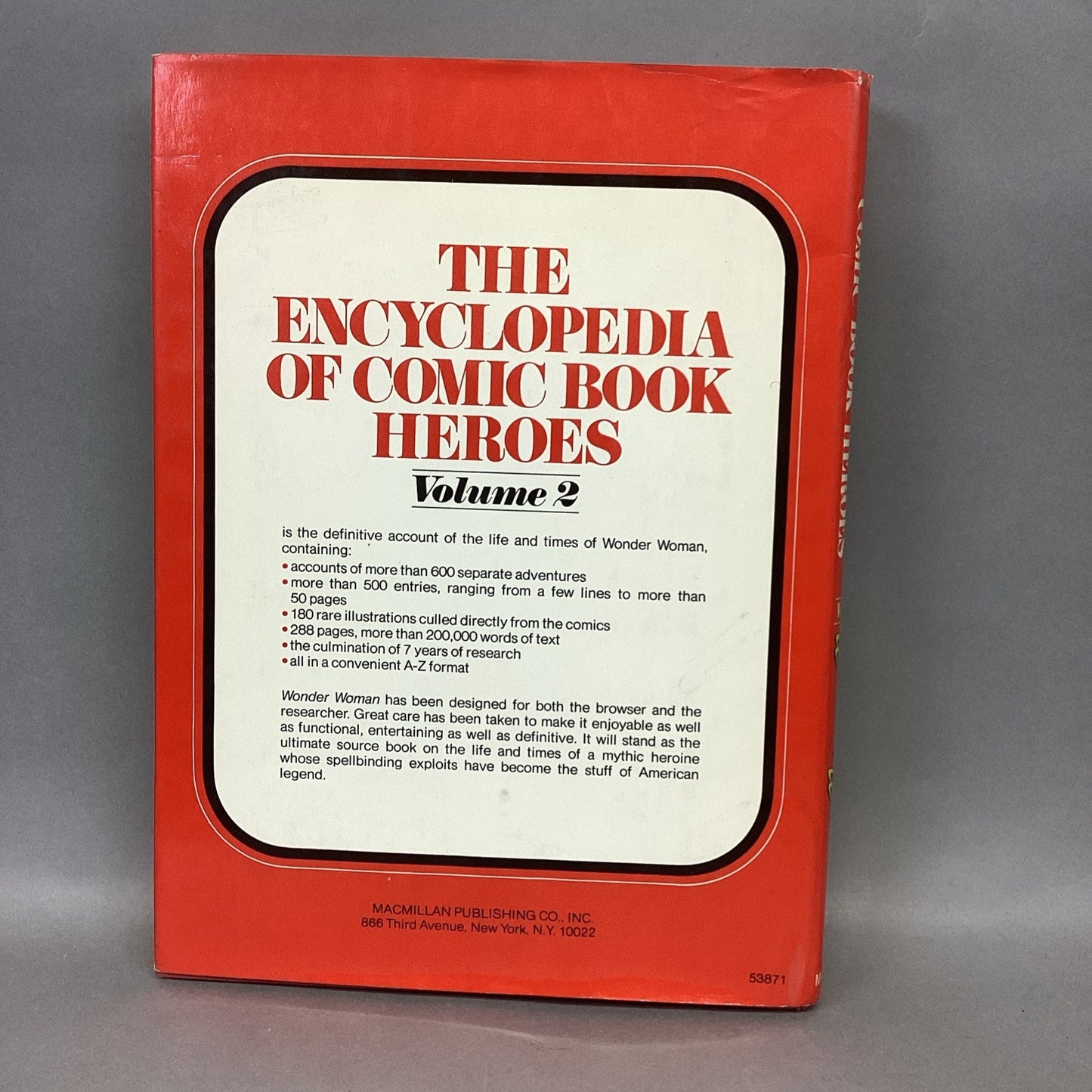 The Encyclopedia of Comic Book Heroes - 500 Entries - 1976 - Hardcover - 253 Pgs
