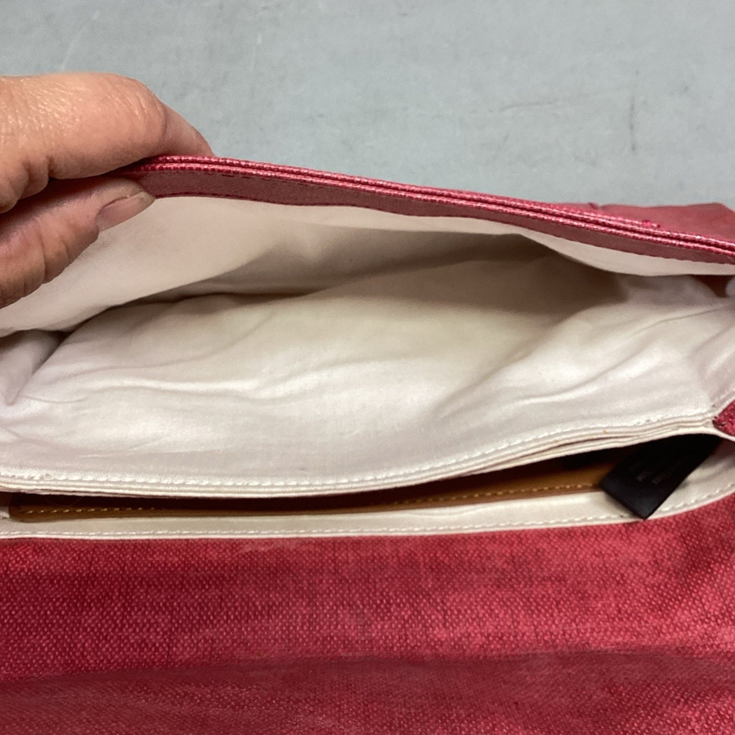 Kenneth Cole Genuine Leather Coral Purse Wristlet Clutch