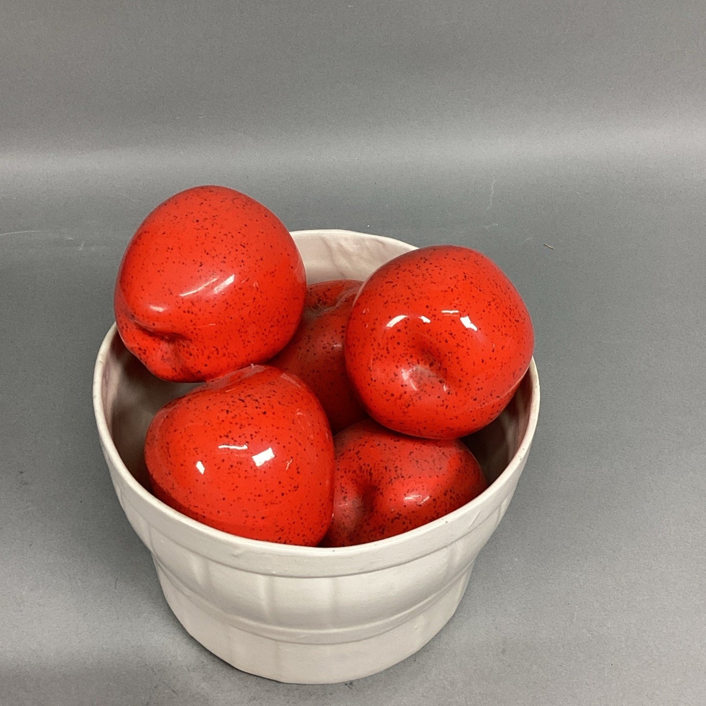 Vintage 1980 Ceramic Barrel Of Red Apples Figurine - 7”Hx6.5”D