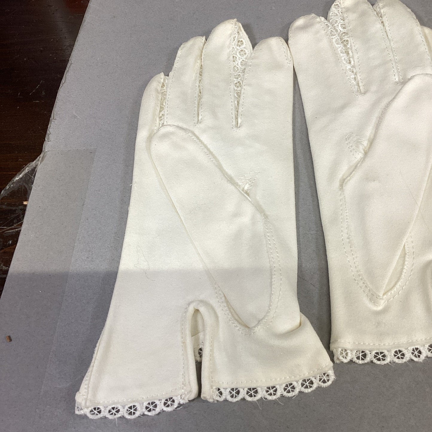 Set Of 2 Kay Fuchs Designs Women’s Gloves - Size 7.5