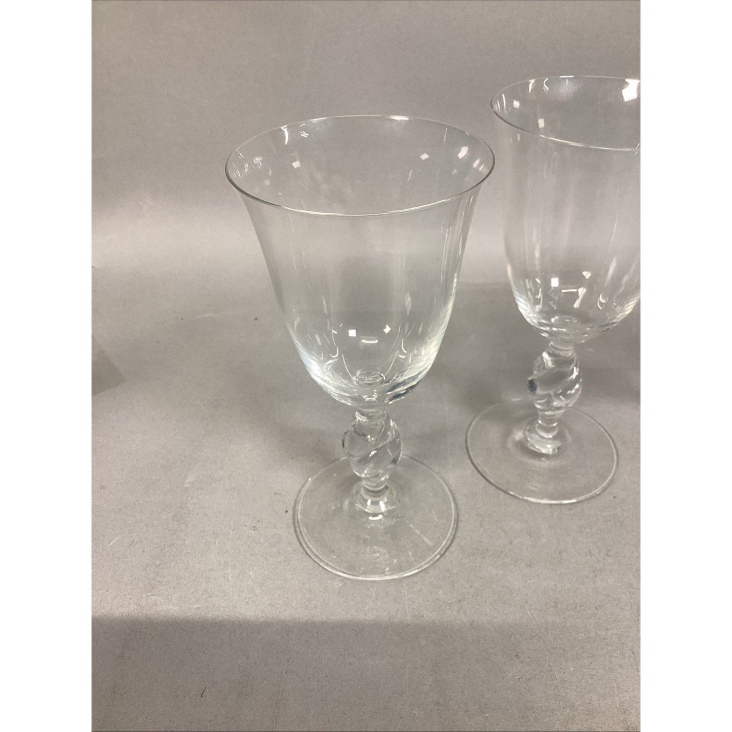 Set Of 5 - Wine Glasses And Water Goblets