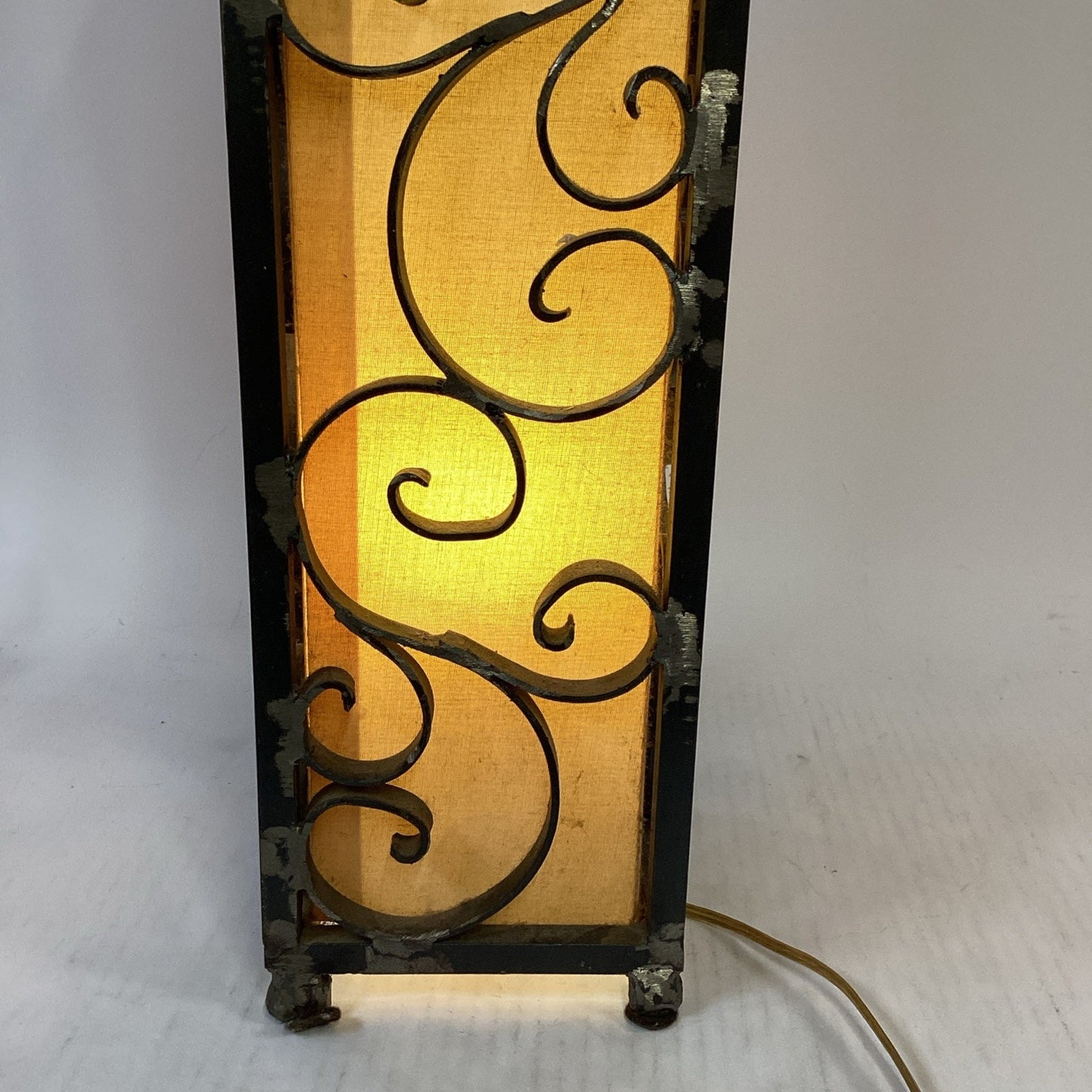 Vintage Illumination Station Table Or Floor Lamp W/ Iron Gate Finish - 24.75”H