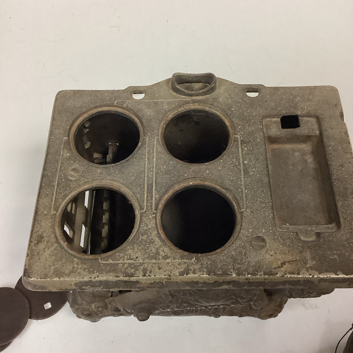 Antique Eagle Cast Iron Toy Stove With 2 Pots - Lancaster Brand - 9x6x6.5”
