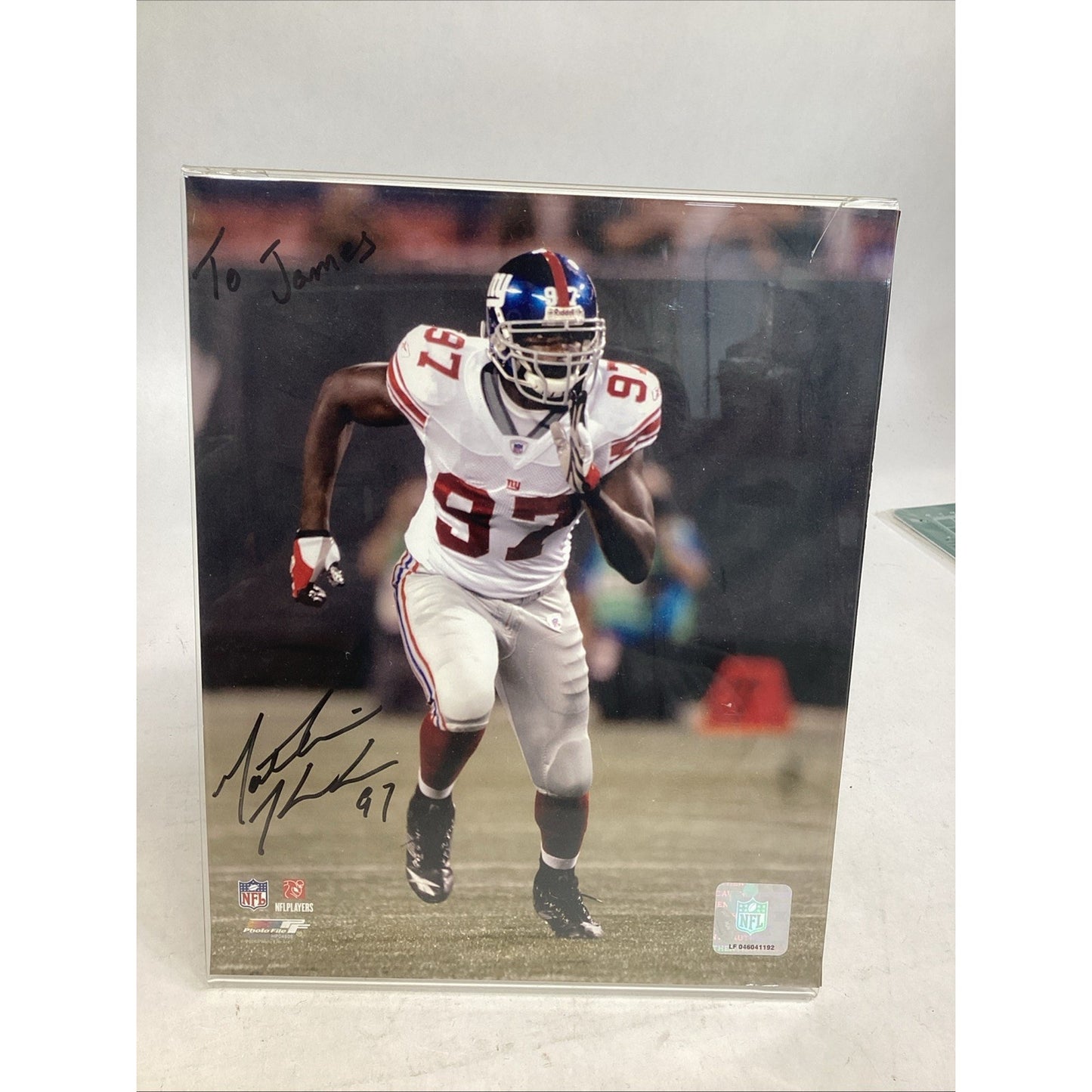 New York Giants #97 Mathias Kiwanuka Autographed Photo - NFL Holographic