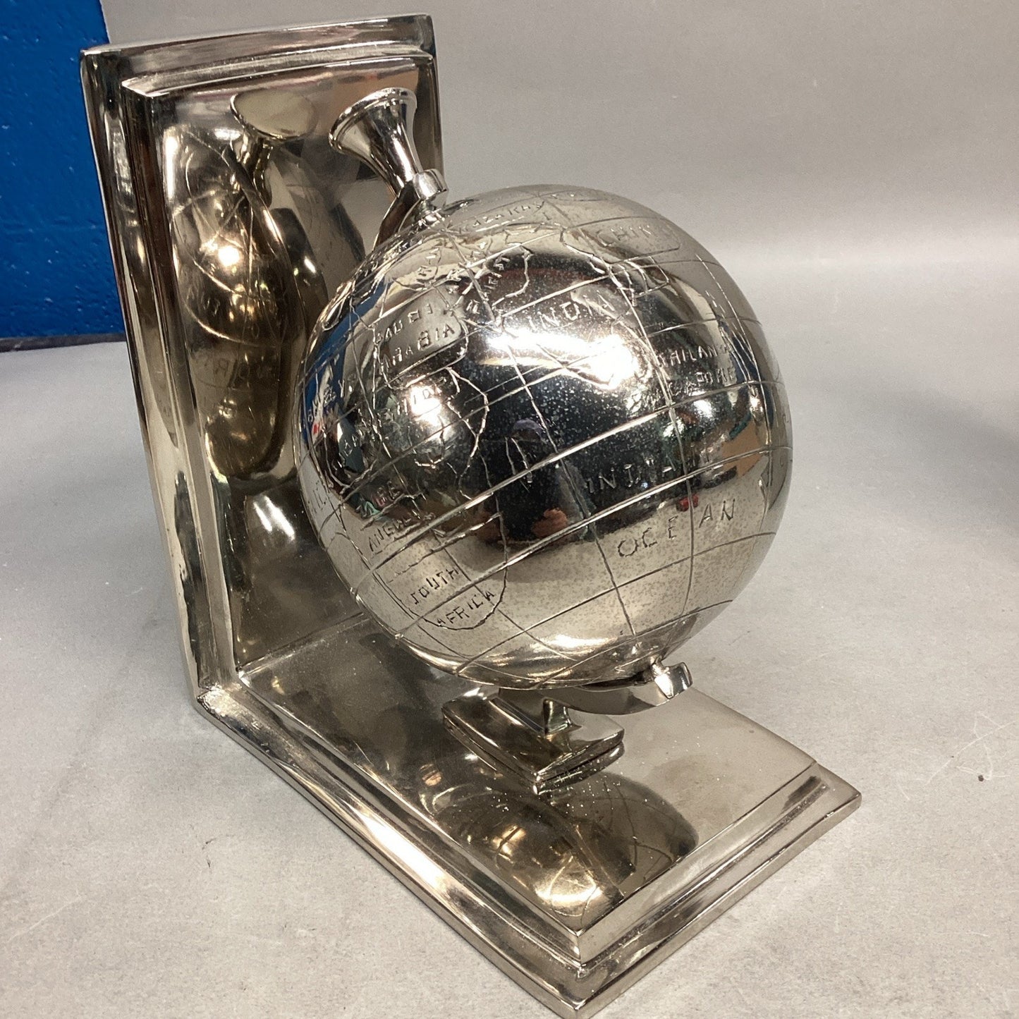 Aluminum Globe Bookends - Nickel Plated - Globes Spin
