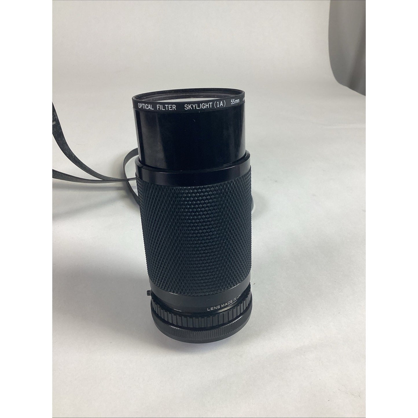 Soligor 80-200mm Zoom + Macro - #38166305 W/ Case & 2 Lens Covers