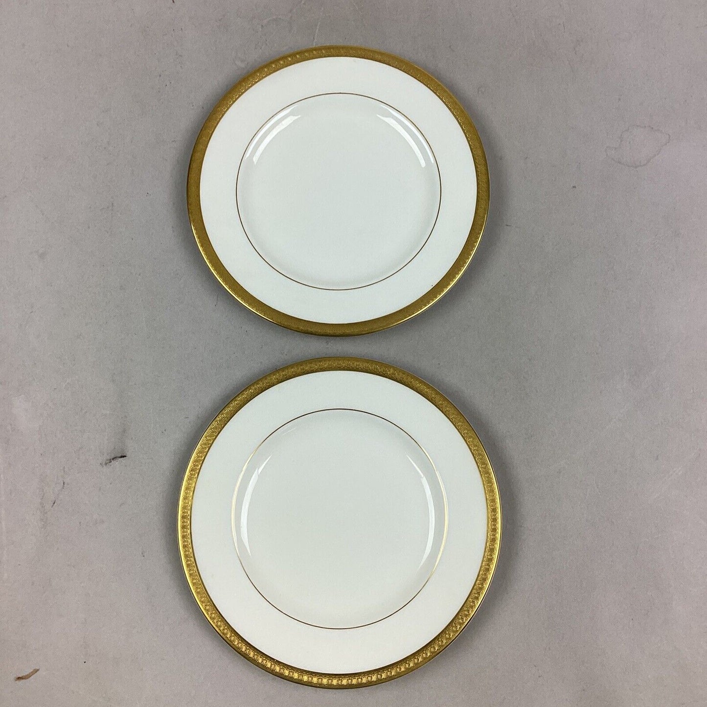 Vintage Royal Doulton Royal Gold Fine Bone China - Set of 8