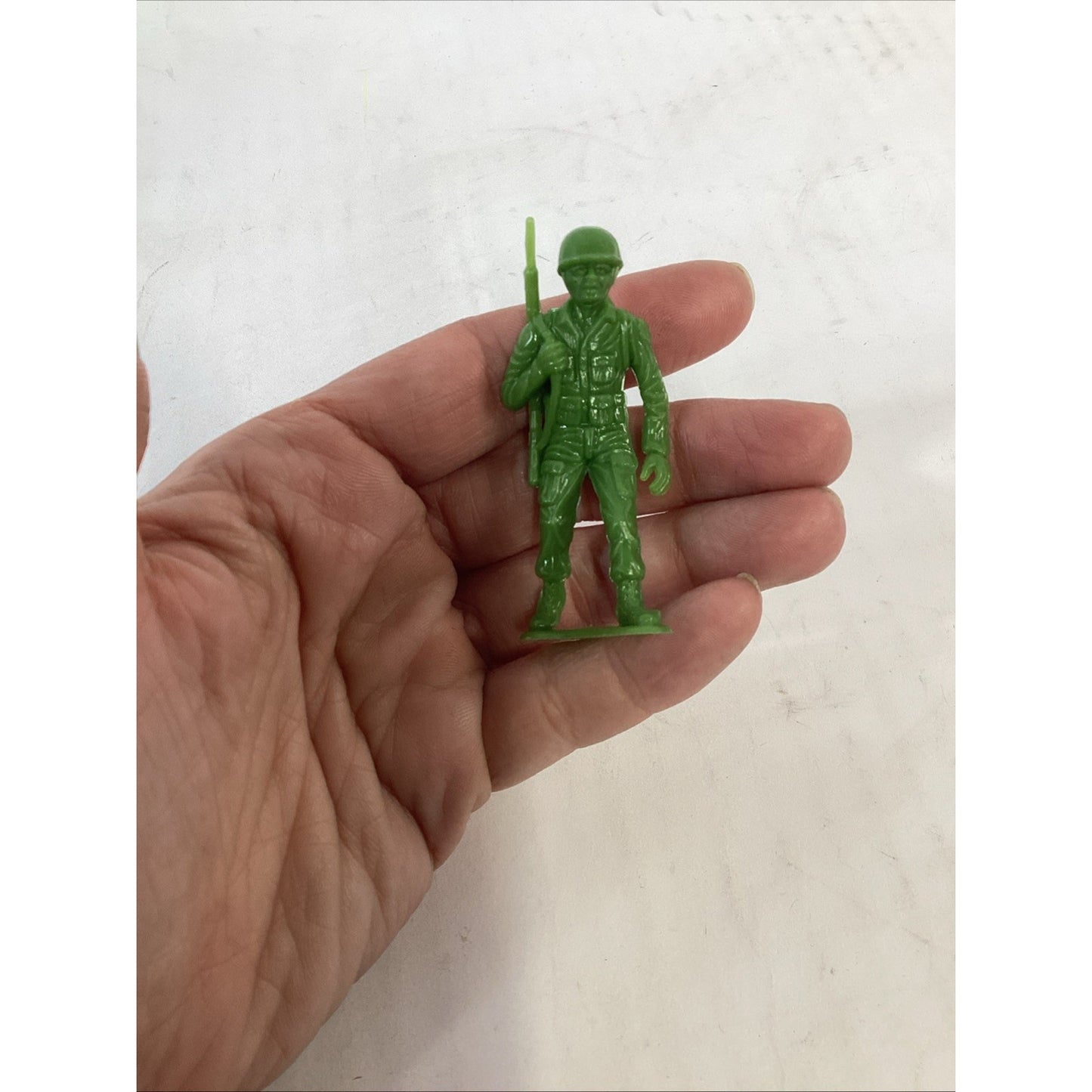 5 Vintage MPC Toy Soldier Green Russian WWII Army Men