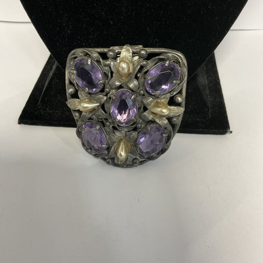Vintage Antique Ornate Clip Amethyst Glass on Filigree