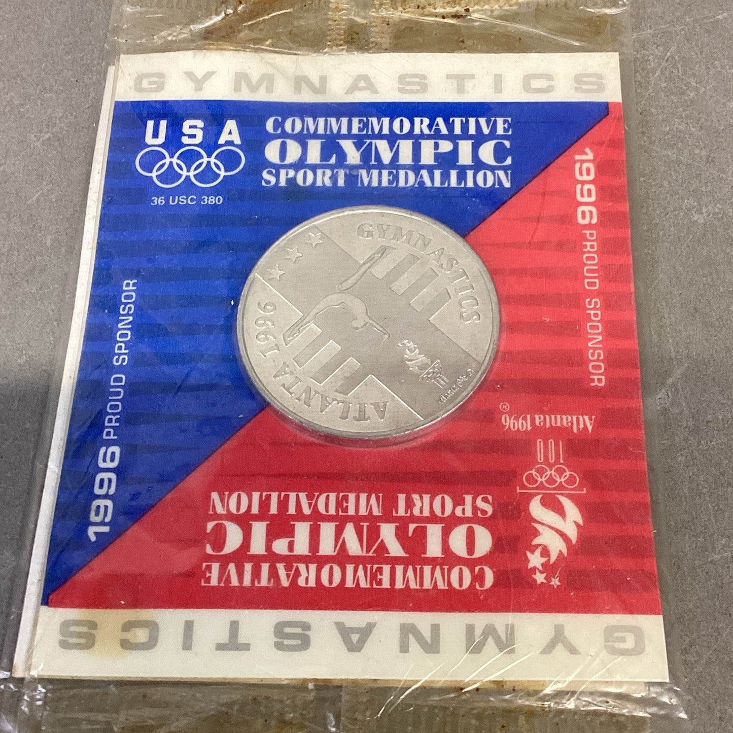 USA Commemorative Atlanta 1996 Olympics Minute Maid XL T-Shirt/7 Pins/Medallion