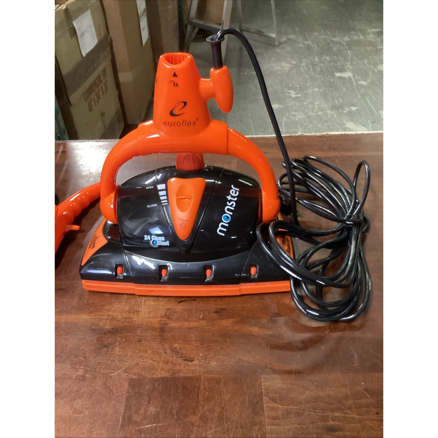 Euroflex EZ2 Super Clean Floor Steamer W/ 3 Pads, Measuring Cup & Instructions