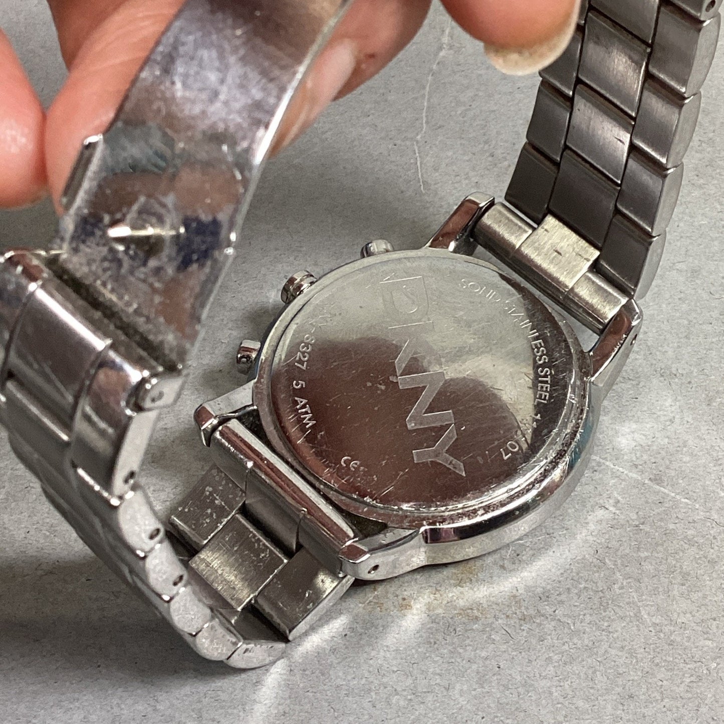 DKNY NY 8327 Solid Stainless Steel Unisex Watch - Untested