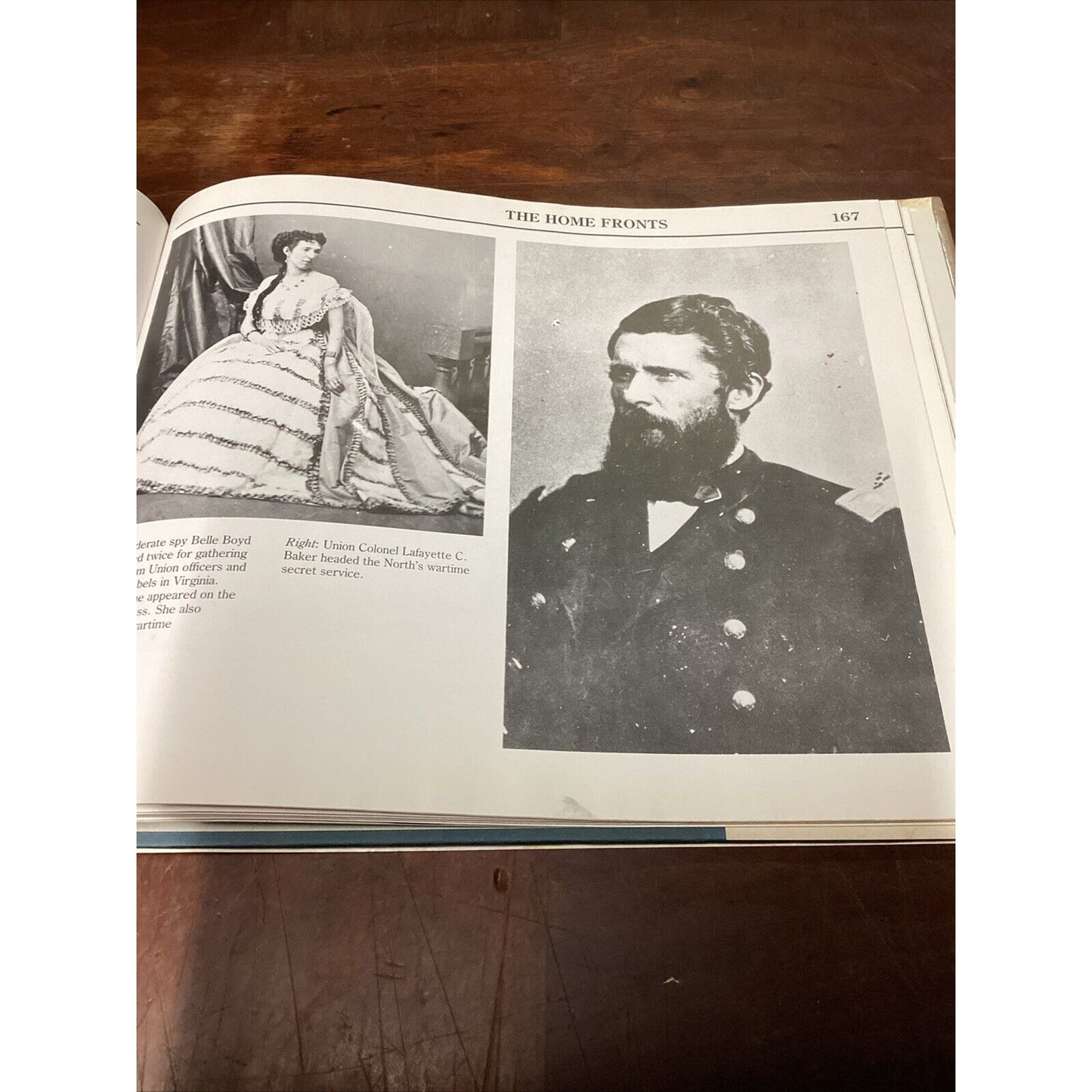 The Civil War A Photographic History & Gettysburg The Paintings Of Mort Kunstler