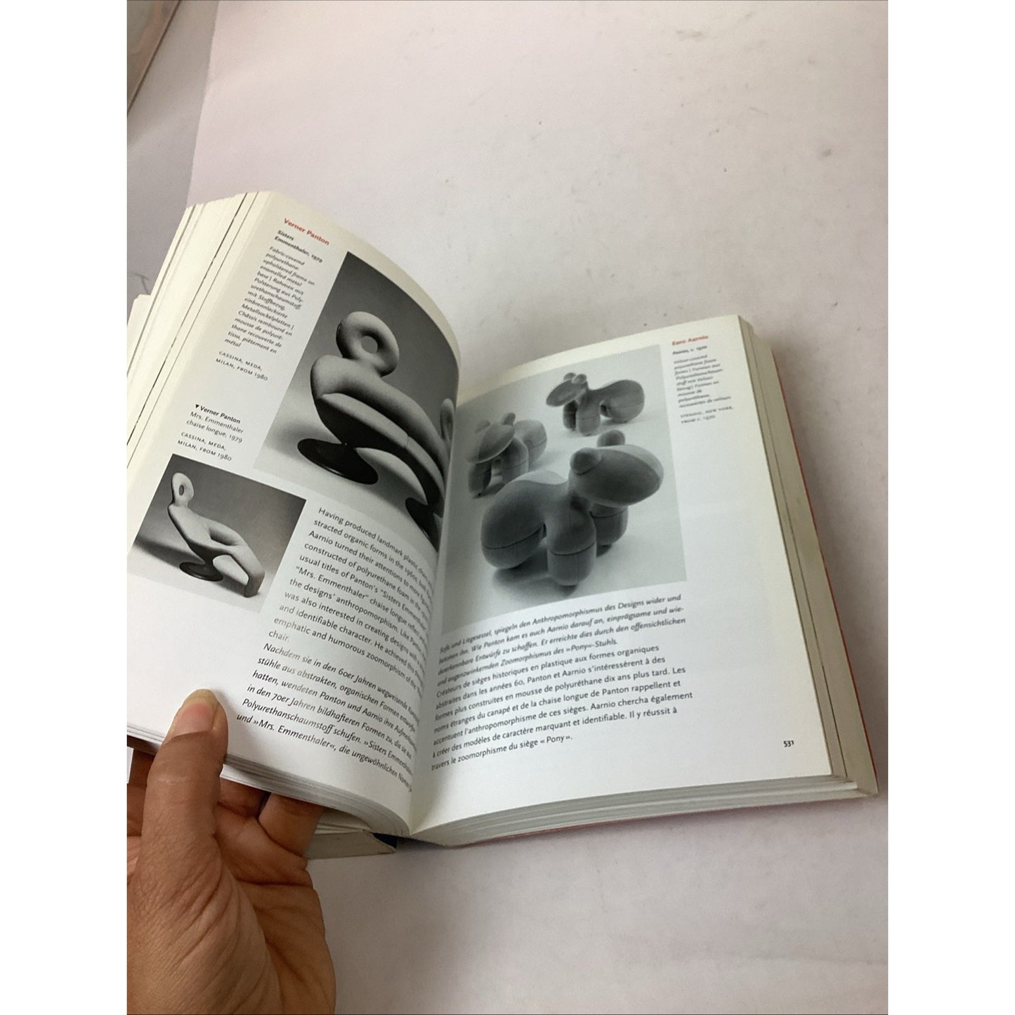 1000 Chairs By Charlotte & Peter Fiell - 1997 Revised Edition - Illustrated