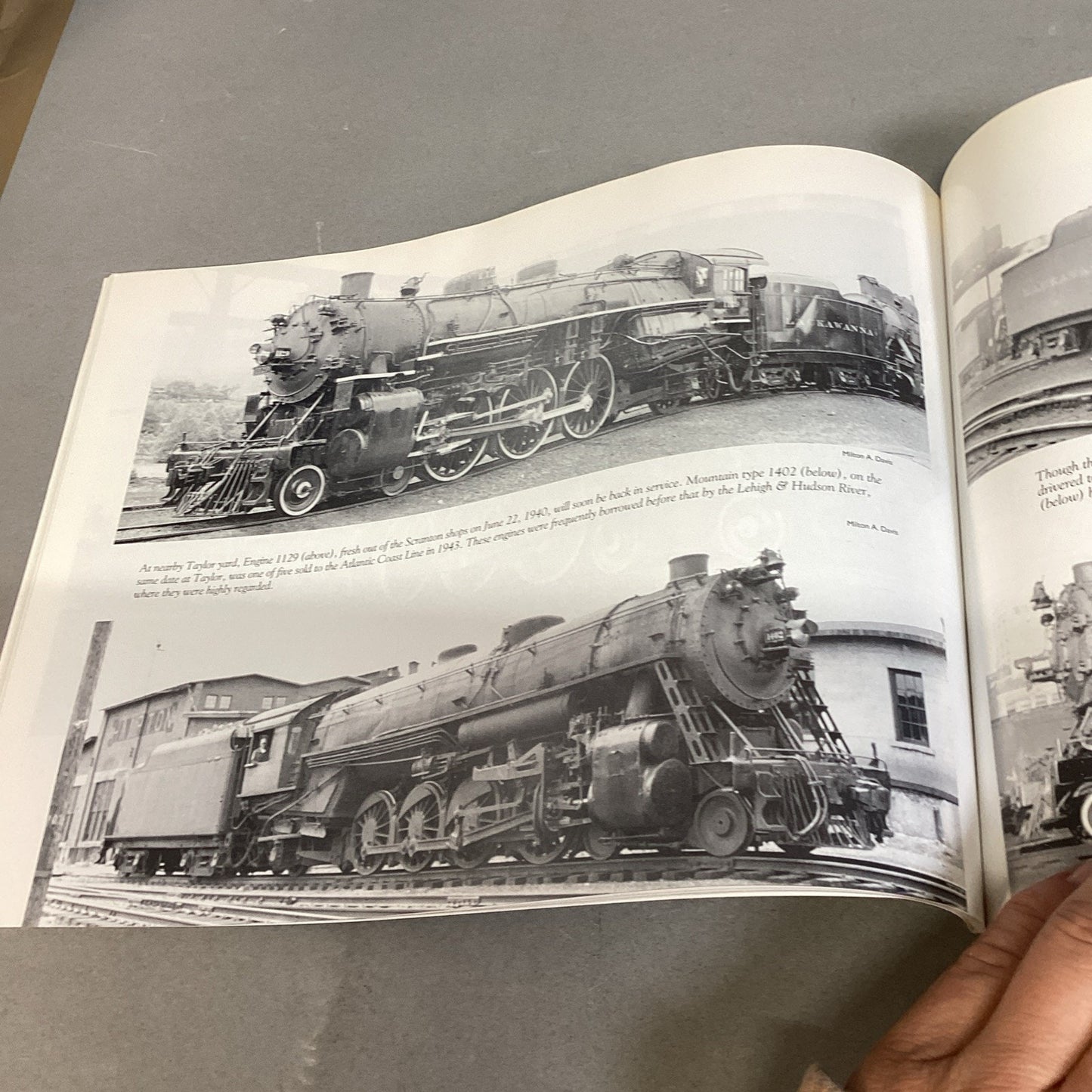 Locomotive Quarterly Summer 2002 - Volume XXV Number 4