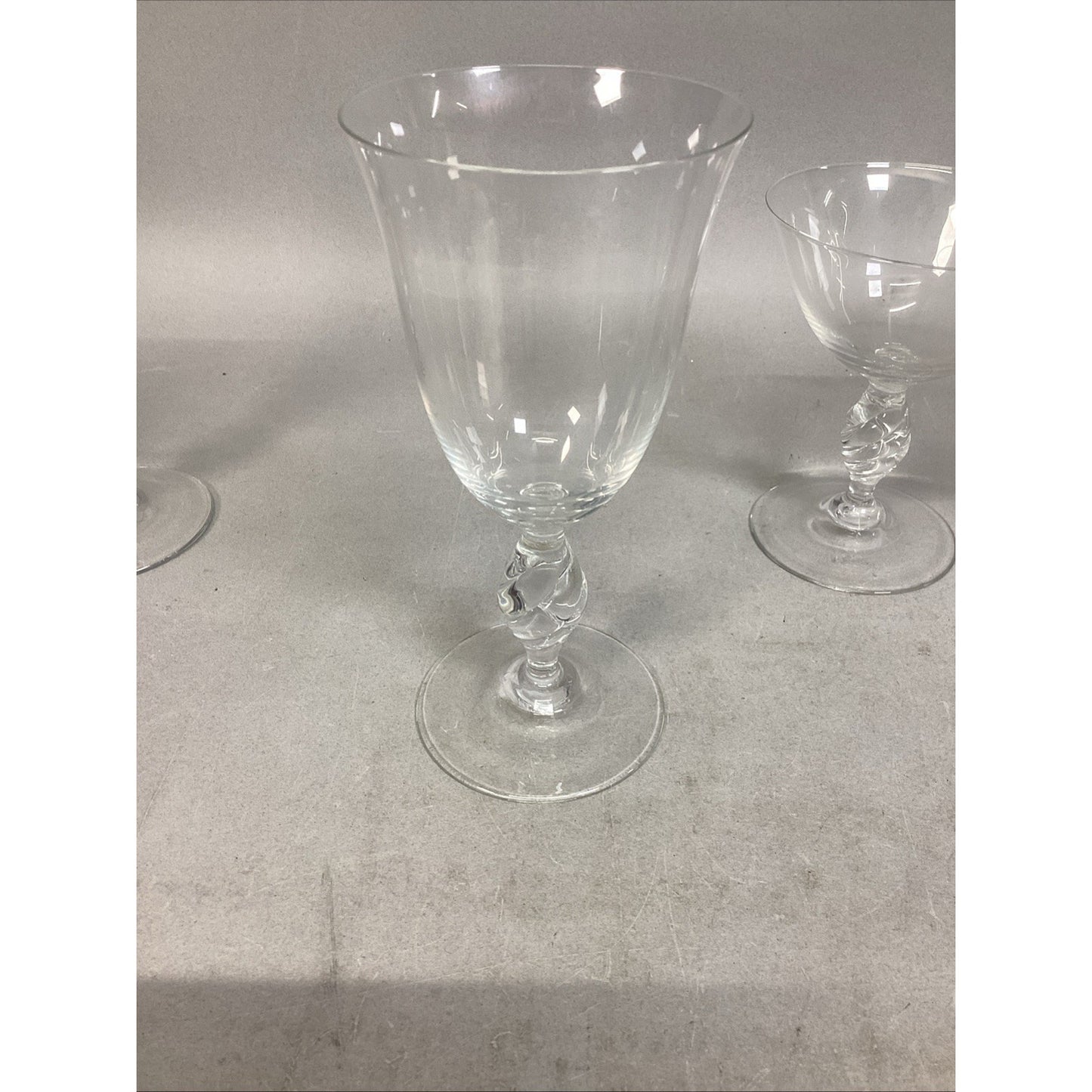 Set Of 5 - Wine Glasses And Water Goblets
