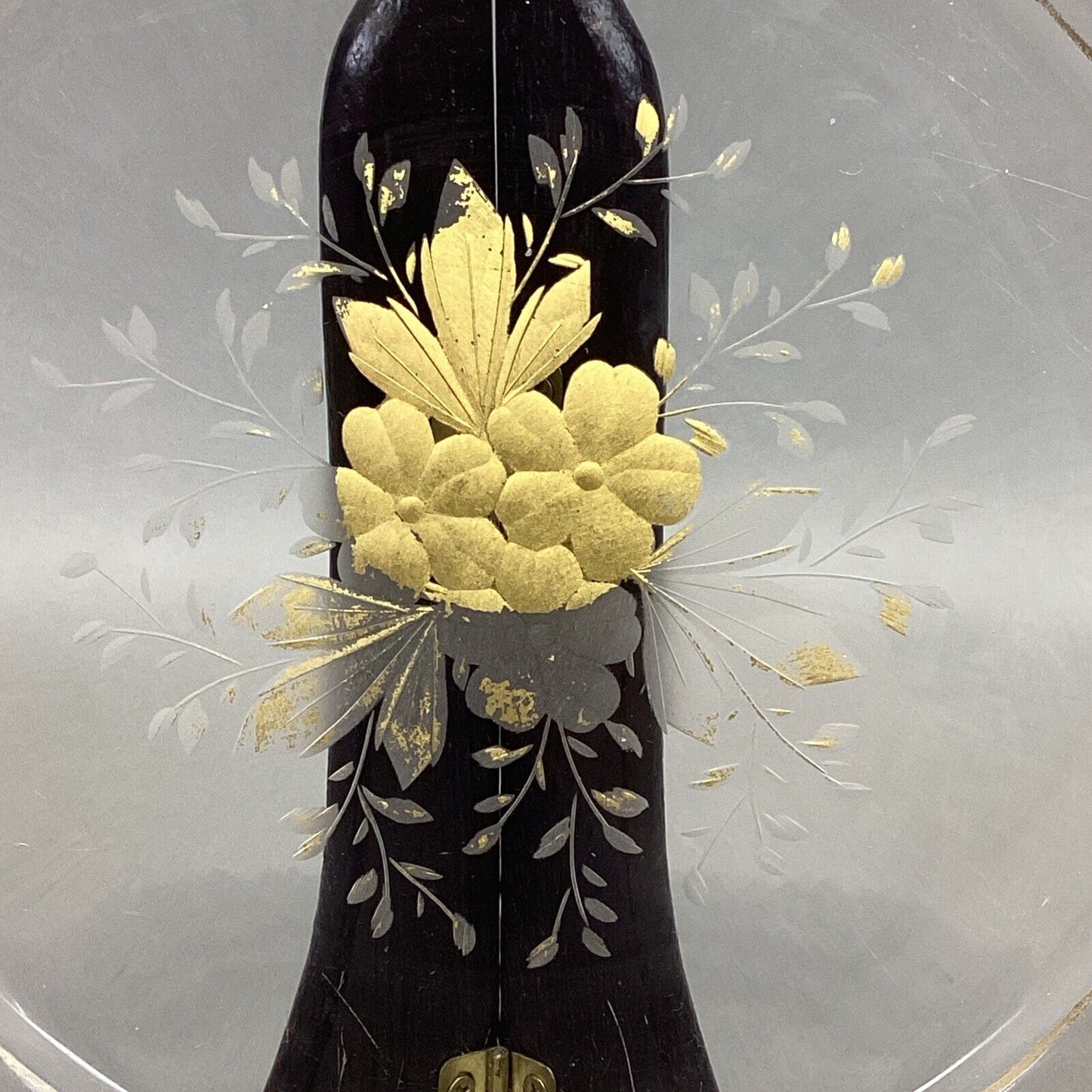 Gold Flower Glass Pitcher - 7”H And Dinner Plate Set - 9.5”D