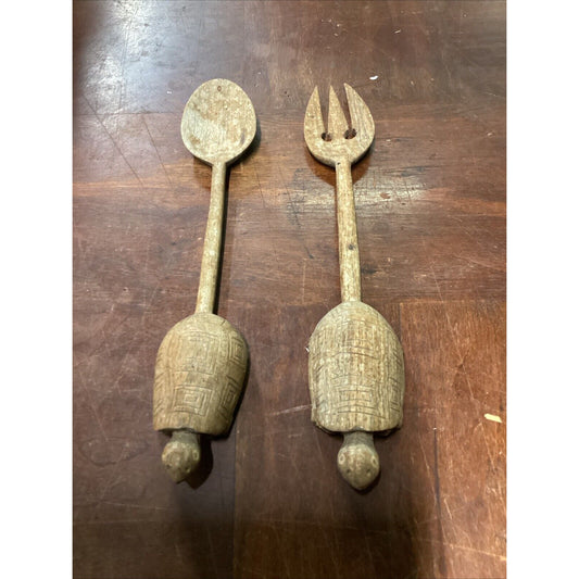 Hand Carved Wooden Decorative Turtles Fork And Spoon Set