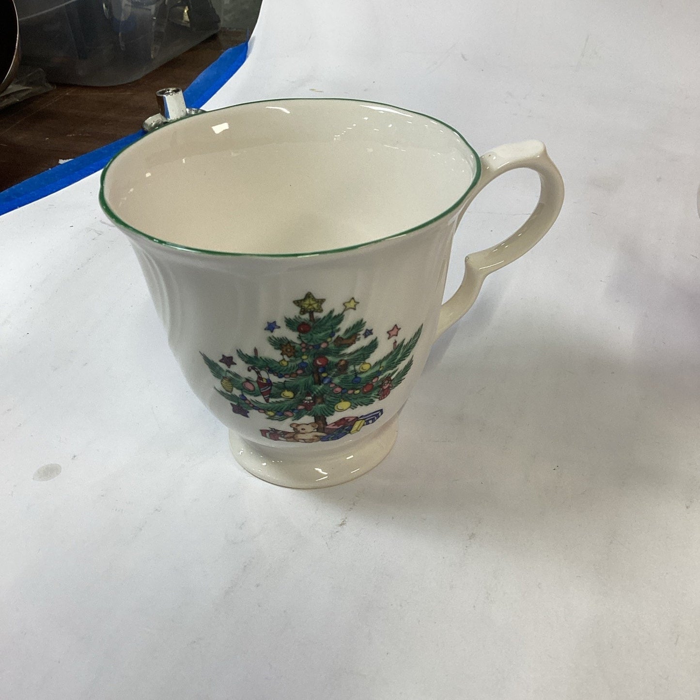 NIKKO Japan Happy Holidays 12 Piece Set Christmas Tree Dinner Plate, Cup, Saucer