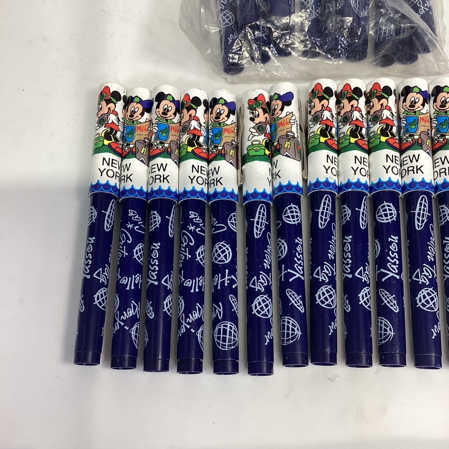 Large Lot Of 26 Disney Mickey Mouse & Minnie Mouse New York Souvenir Pens - New
