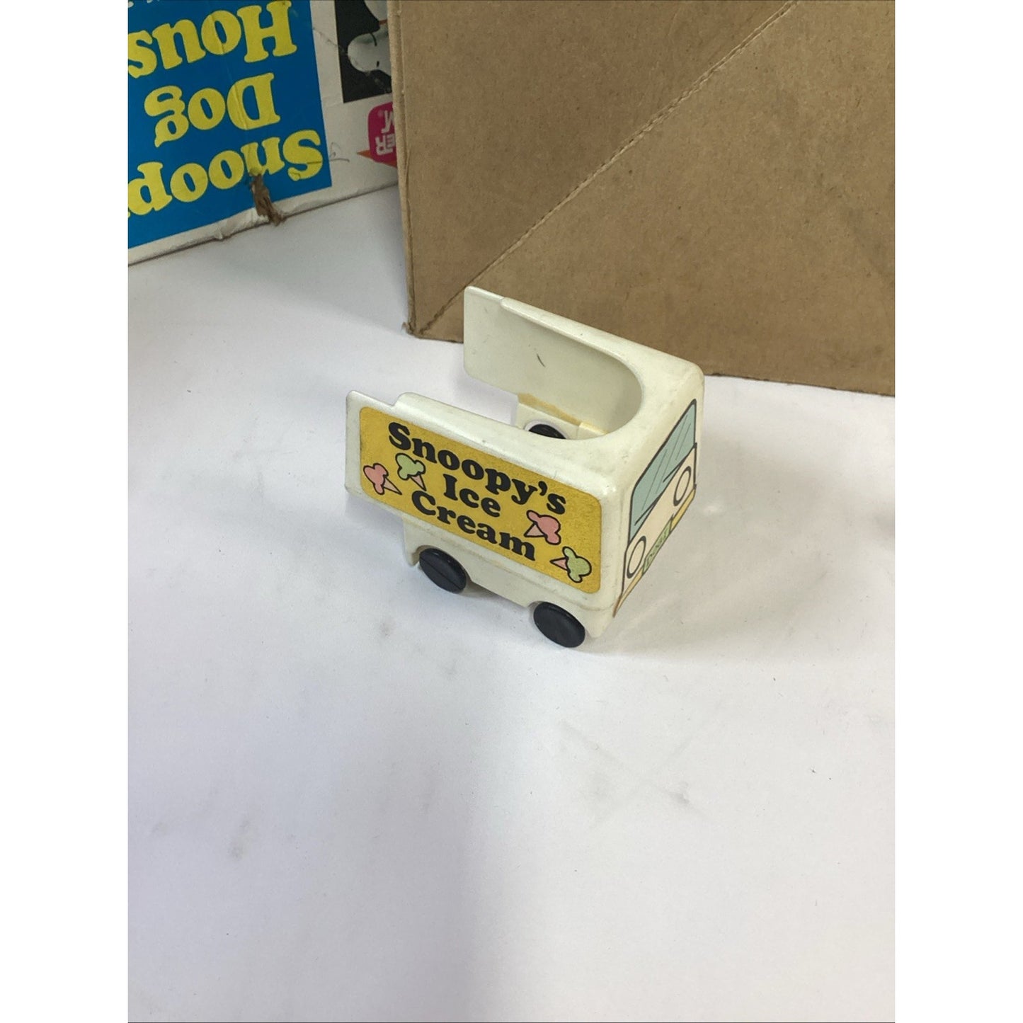 1958-1965 Snoopy’s Dog House With Snoopy & Woodstock By Hasbro W/ Original Box